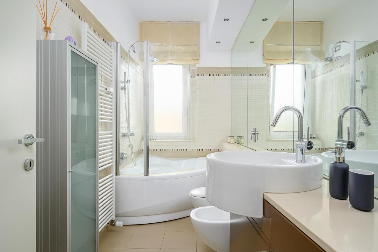 Stylish Condo Garibaldi Sempione 85M2 - Self Check-In Milaan Buitenkant foto